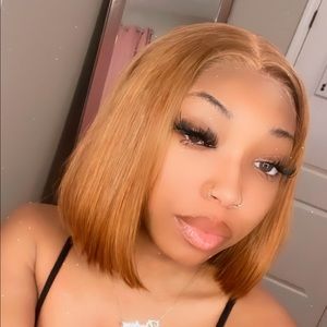 SLIGHTLY GINGER/ BROWN BOB